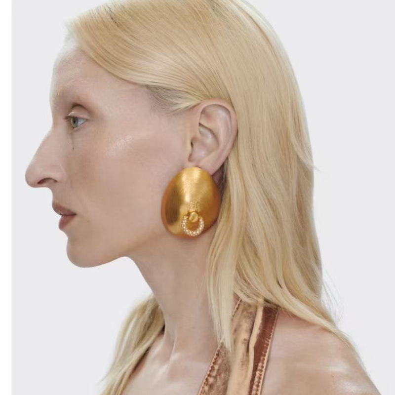 Vintage Collectible Show - Anting Menjuntai Bulat Besar Berlapis Logam