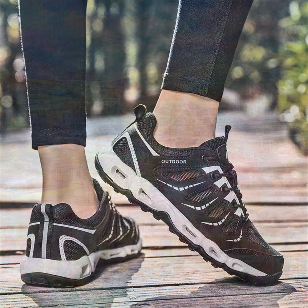 Sepatu Tenis Perak Ujung Bulat - Vintage Collectible Shoes ulasan dan harga