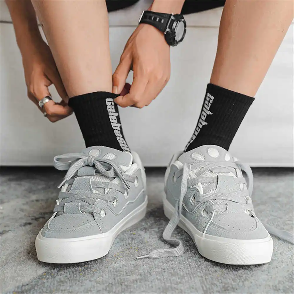 Sepatu bot krem wanita, dengan - Vintage Collectibles Store ulasan dan harga