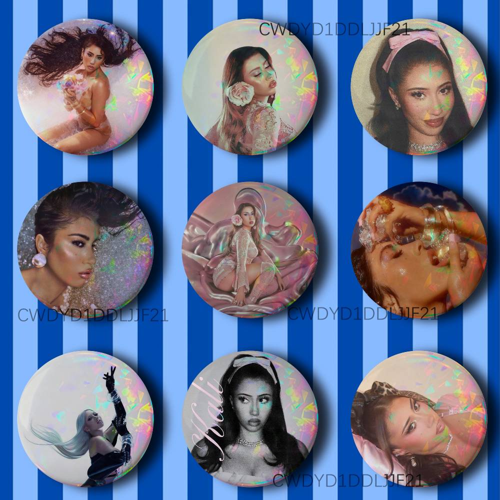 Kali Uchis Bros Anime Vintage  - Collectible Vintage Brooches ulasan dan harga
